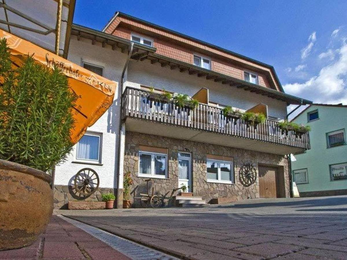 Hotel Zur Krone Ronneburg  Экстерьер фото